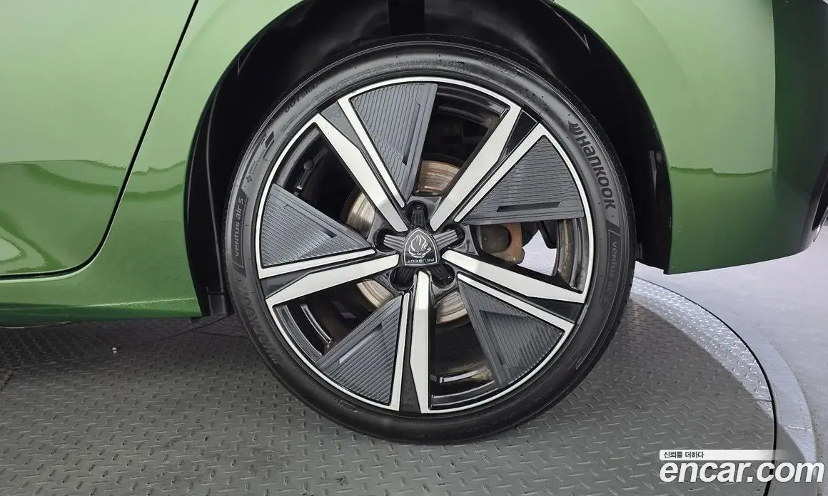 Peugeot 308 2022 1.5 автомат (гидро), фото 7 Peugeot 308 2022 1.5 автомат (гидро), фото 7