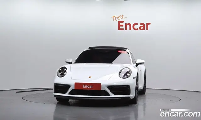 Porsche 911 2023 3.0 автомат (гидро), миниатюра 2