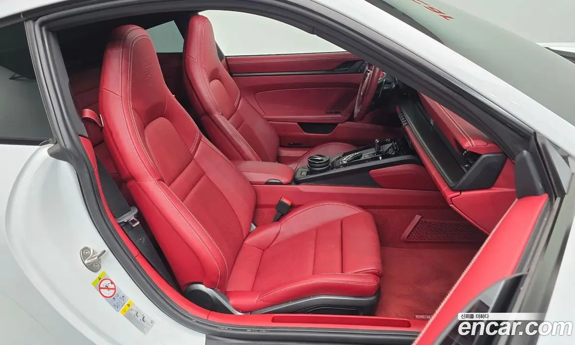 Porsche 911 2023 3.0 автомат (гидро), фото 15