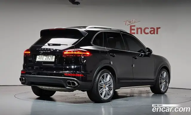 Porsche Cayenne, 2015, 107 719 км Porsche Cayenne, 2015, 107 719 км