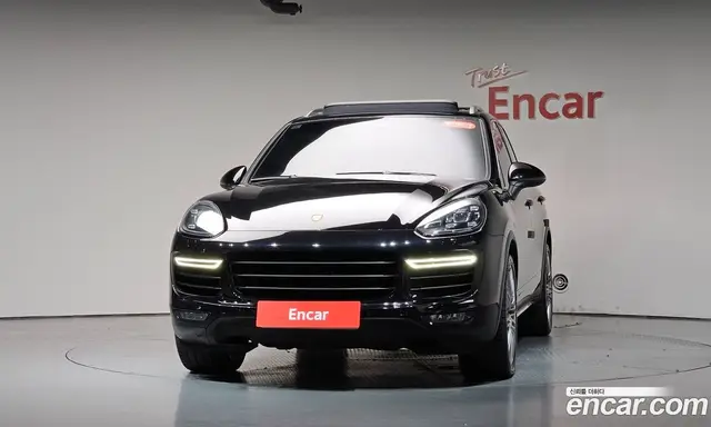 Porsche Cayenne 2015 4.8 автомат (гидро), миниатюра 2 Porsche Cayenne 2015 4.8 автомат (гидро), миниатюра 2
