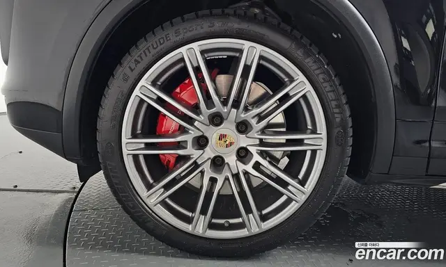 Porsche Cayenne 2015 4.8 автомат (гидро), миниатюра 4 Porsche Cayenne 2015 4.8 автомат (гидро), миниатюра 4