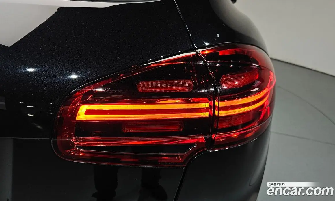 Porsche Cayenne 2015 4.8 автомат (гидро), фото 8 Porsche Cayenne 2015 4.8 автомат (гидро), фото 8