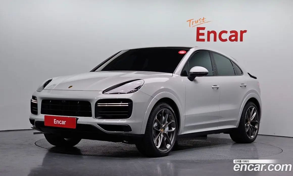 Porsche Cayenne 2020 4.0 автомат (гидро), фото 1 Porsche Cayenne 2020 4.0 автомат (гидро), фото 1