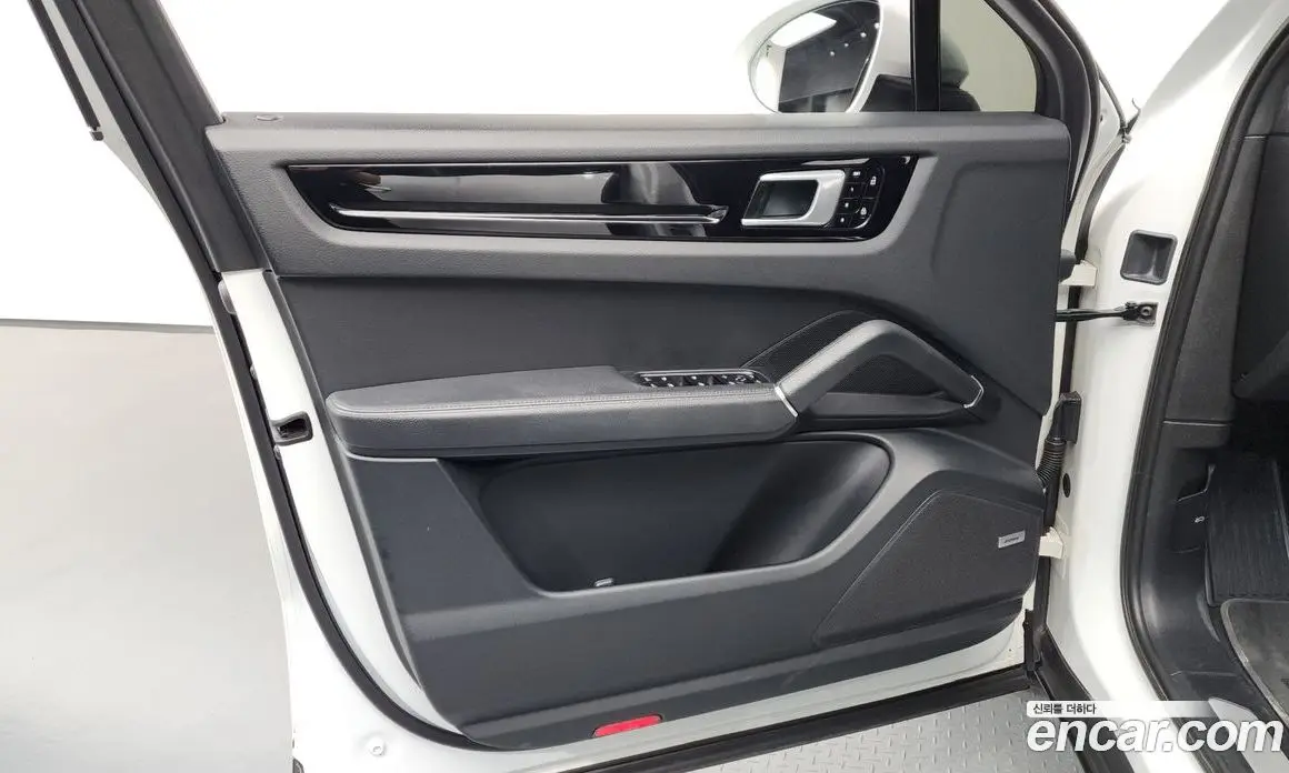 Porsche Cayenne 2020 3.0 автомат (гидро), фото 14