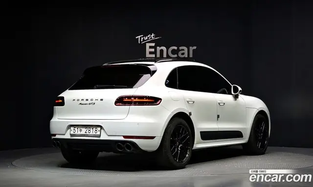Porsche Macan 2018 3.0 автомат (гидро), миниатюра 2 Porsche Macan 2018 3.0 автомат (гидро), миниатюра 2