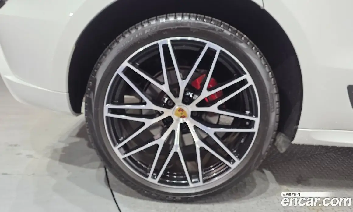 Porsche Macan 2023 2.9 автомат (гидро), фото 5 Porsche Macan 2023 2.9 автомат (гидро), фото 5