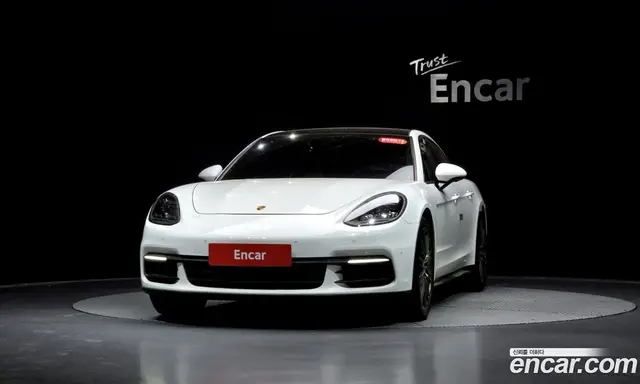 Porsche Panamera 2018 3.0 автомат (гидро), миниатюра 2 Porsche Panamera 2018 3.0 автомат (гидро), миниатюра 2