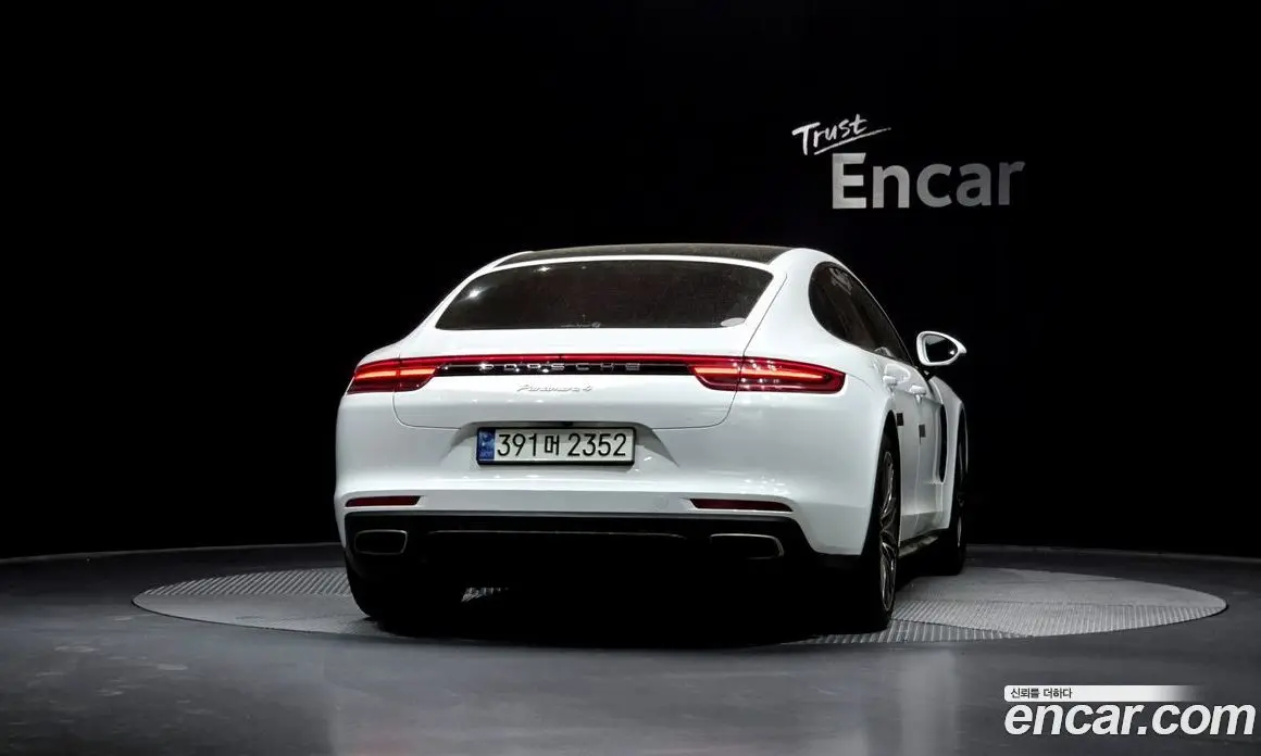 Porsche Panamera 2018 3.0 автомат (гидро), фото 3 Porsche Panamera 2018 3.0 автомат (гидро), фото 3