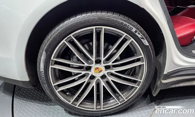 Porsche Panamera 2018 3.0 автомат (гидро), миниатюра 4 Porsche Panamera 2018 3.0 автомат (гидро), миниатюра 4
