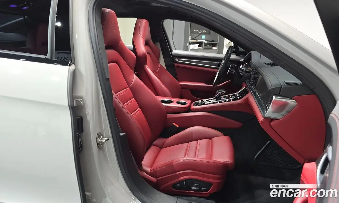 Porsche Panamera 2021 4.0 автомат (гидро), фото 16 Porsche Panamera 2021 4.0 автомат (гидро), фото 16