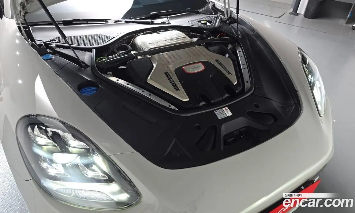 Porsche Panamera 2021 4.0 автомат (гидро), фото 5 Porsche Panamera 2021 4.0 автомат (гидро), фото 5
