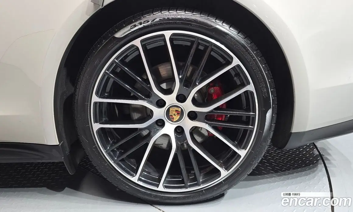 Porsche Panamera 2021 4.0 автомат (гидро), фото 6 Porsche Panamera 2021 4.0 автомат (гидро), фото 6