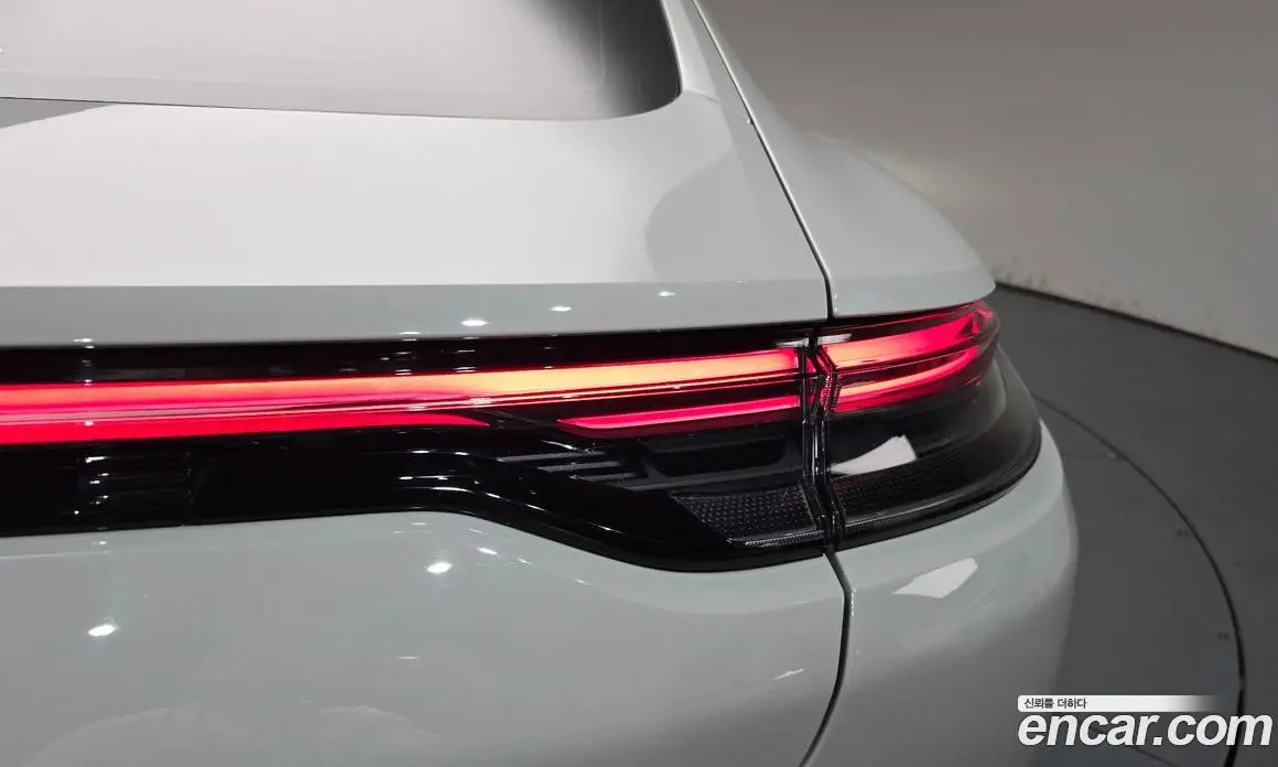 Porsche Panamera 2021 4.0 автомат (гидро), фото 8 Porsche Panamera 2021 4.0 автомат (гидро), фото 8
