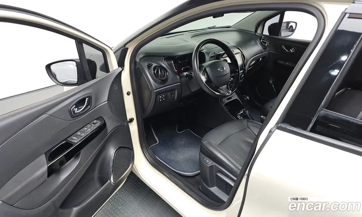 Renault (Samsung) QM3 2014 1.5 автомат (гидро), фото 12 Renault (Samsung) QM3 2014 1.5 автомат (гидро), фото 12