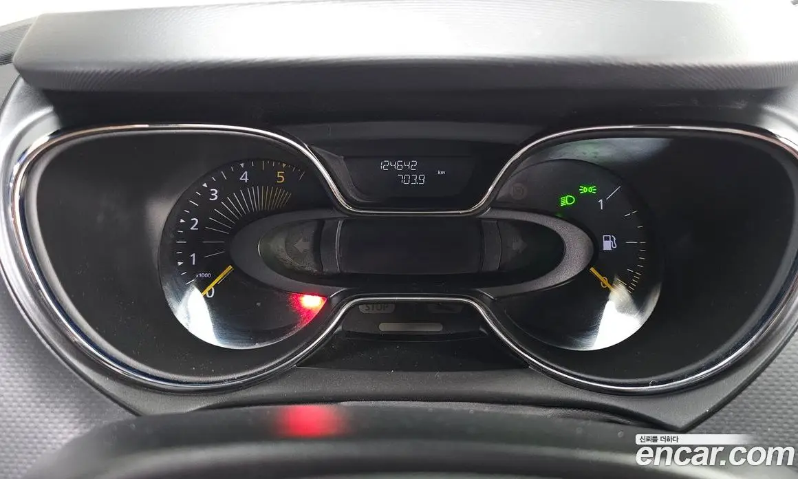 Renault (Samsung) QM3 2014 1.5 автомат (гидро), фото 10 Renault (Samsung) QM3 2014 1.5 автомат (гидро), фото 10