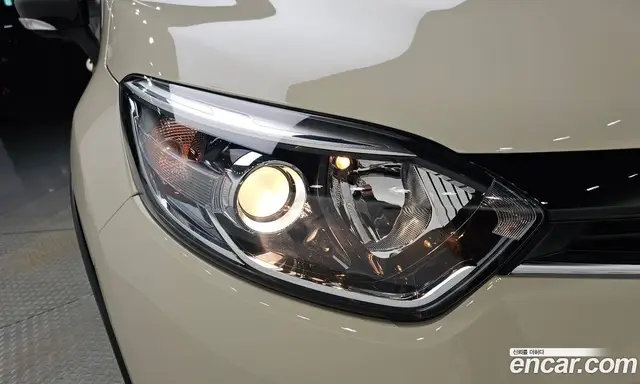 Renault (Samsung) QM3 2016 1.5 автомат (гидро), миниатюра 7