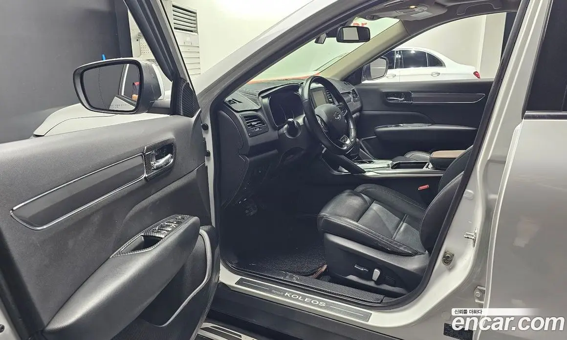 Renault (Samsung) QM6 2017 2.0 автомат (гидро), фото 13 Renault (Samsung) QM6 2017 2.0 автомат (гидро), фото 13