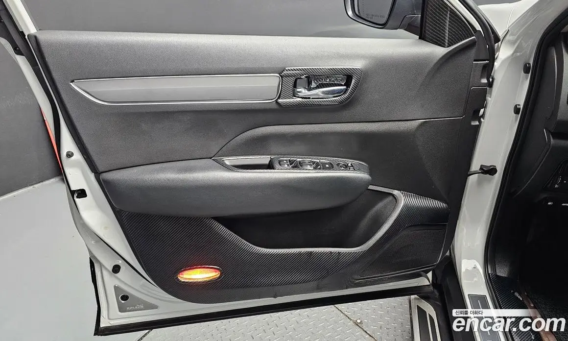 Renault (Samsung) QM6 2017 2.0 автомат (гидро), фото 14 Renault (Samsung) QM6 2017 2.0 автомат (гидро), фото 14