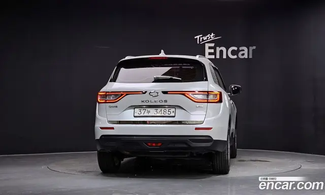 Renault (Samsung) QM6 2017 2.0 автомат (гидро), миниатюра 4 Renault (Samsung) QM6 2017 2.0 автомат (гидро), миниатюра 4