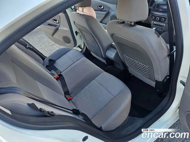 Renault (Samsung) SM3 2011 1.6 автомат (гидро), миниатюра 11