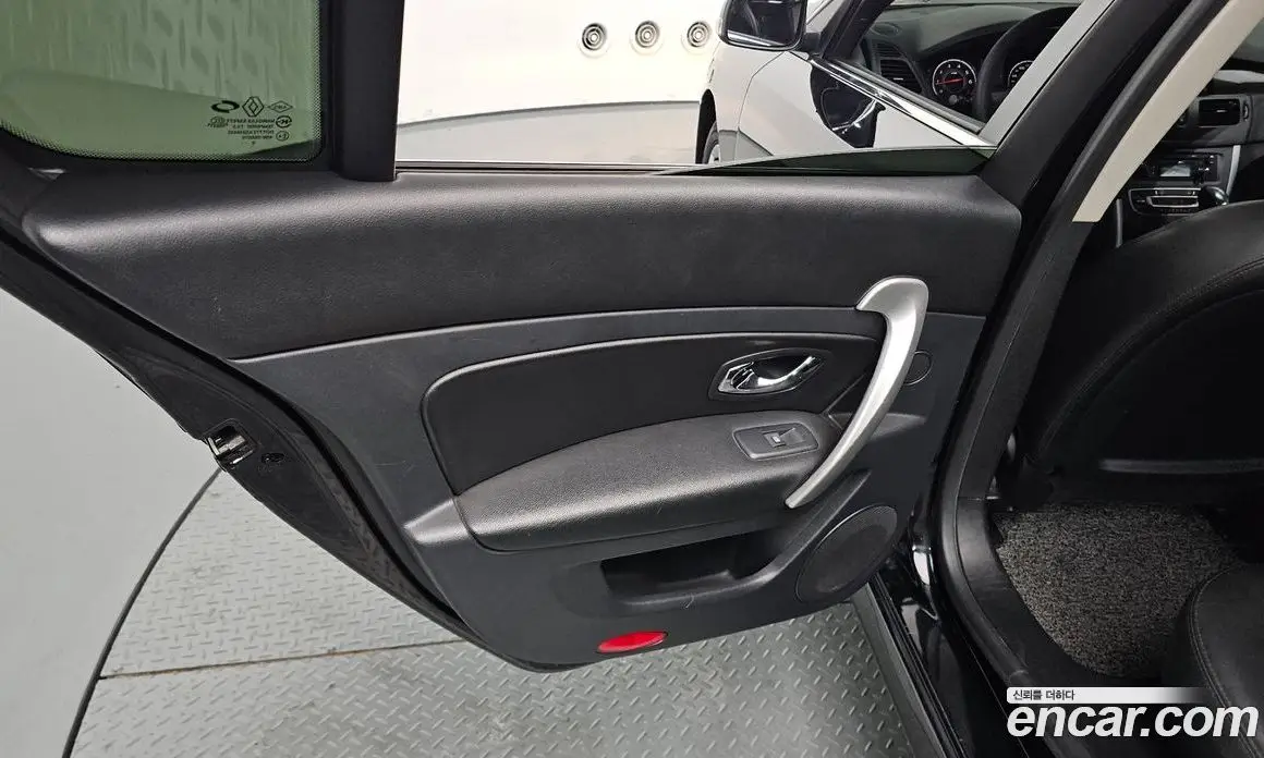 Renault (Samsung) SM5 2013 2.0 автомат (гидро), фото 14 Renault (Samsung) SM5 2013 2.0 автомат (гидро), фото 14