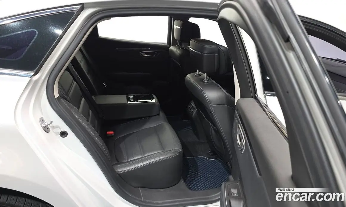 Renault (Samsung) SM6 2016 2.0 автомат (гидро), фото 12 Renault (Samsung) SM6 2016 2.0 автомат (гидро), фото 12