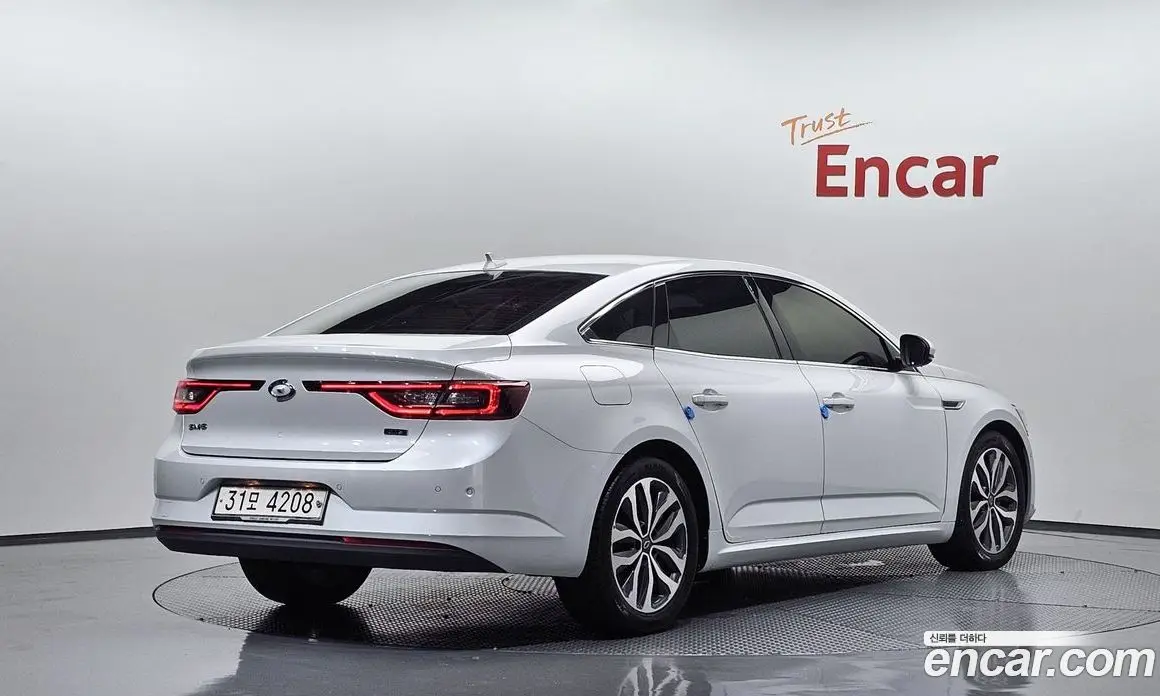 Renault (Samsung) SM6 2017 2.0 автомат (гидро), фото 1 Renault (Samsung) SM6 2017 2.0 автомат (гидро), фото 1