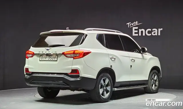 SsangYong Rexton 2017 2.2 автомат (гидро), миниатюра 2