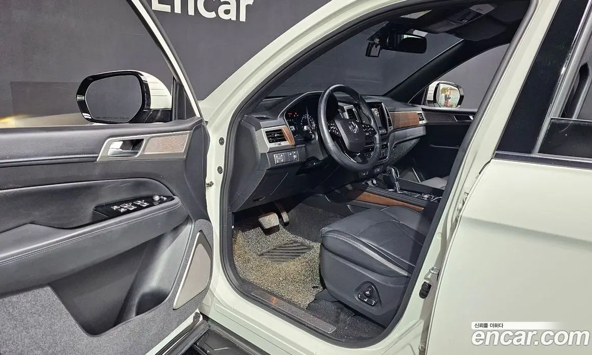 SsangYong Rexton 2017 2.2 автомат (гидро), фото 16