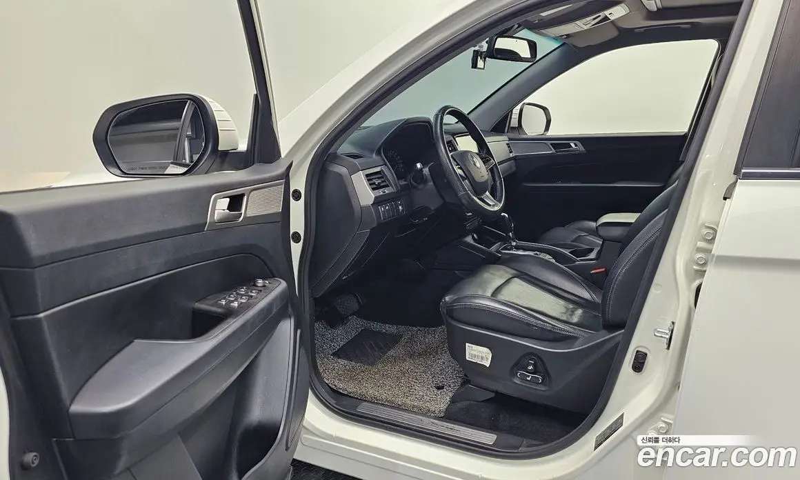 SsangYong Rexton 2019 2.2 автомат (гидро), фото 13 SsangYong Rexton 2019 2.2 автомат (гидро), фото 13