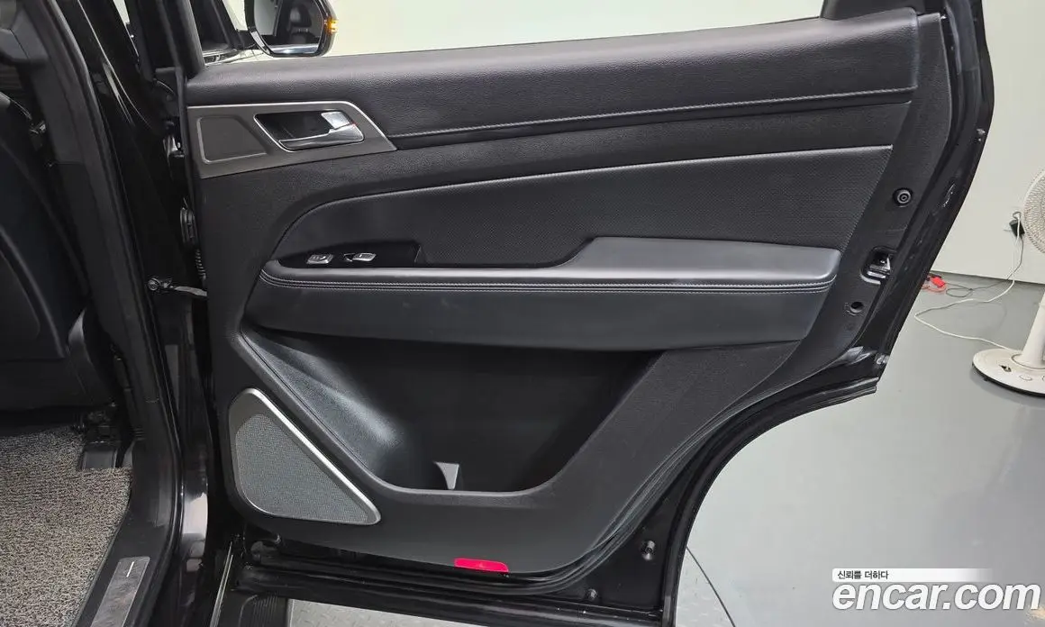 SsangYong Rexton 2019 2.2 автомат (гидро), фото 15