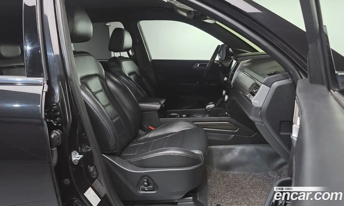 SsangYong Rexton 2019 2.2 автомат (гидро), фото 16