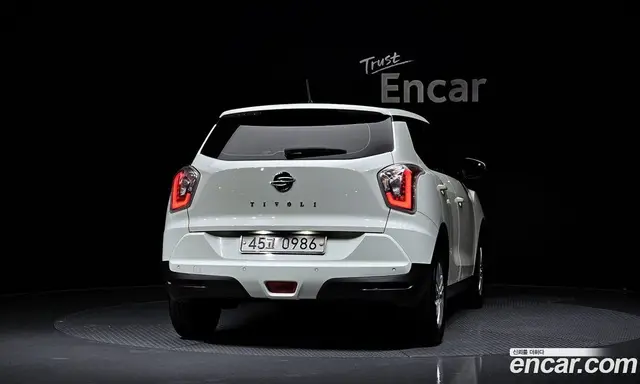 SsangYong TIBOLI 2016 1.6 автомат (гидро), миниатюра 3