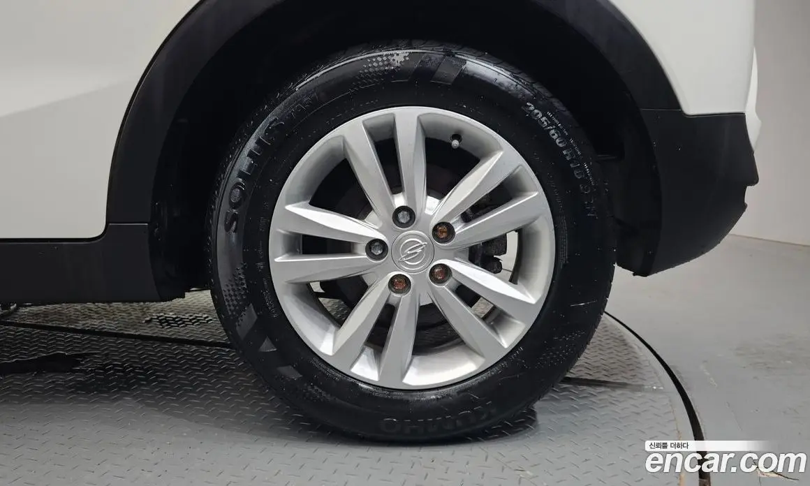 SsangYong TIBOLI 2016 1.6 автомат (гидро), фото 7 SsangYong TIBOLI 2016 1.6 автомат (гидро), фото 7