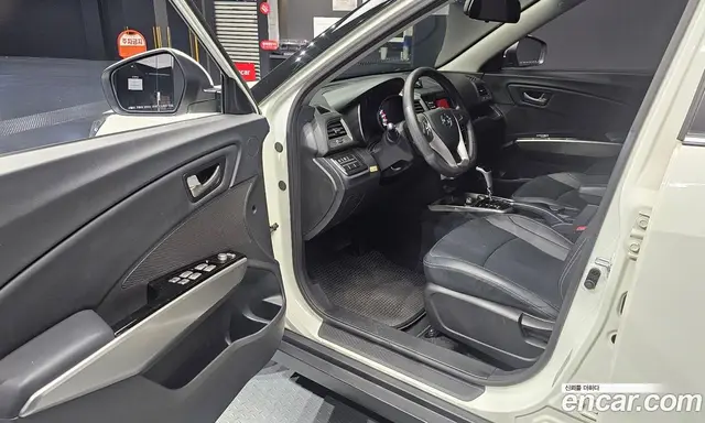 SsangYong TIBOLI 2017 1.6 автомат (гидро), миниатюра 12