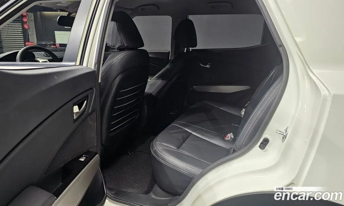 SsangYong TIBOLI 2017 1.6 автомат (гидро), фото 15