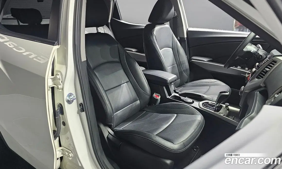 SsangYong TIBOLI 2017 1.6 автомат (гидро), фото 17
