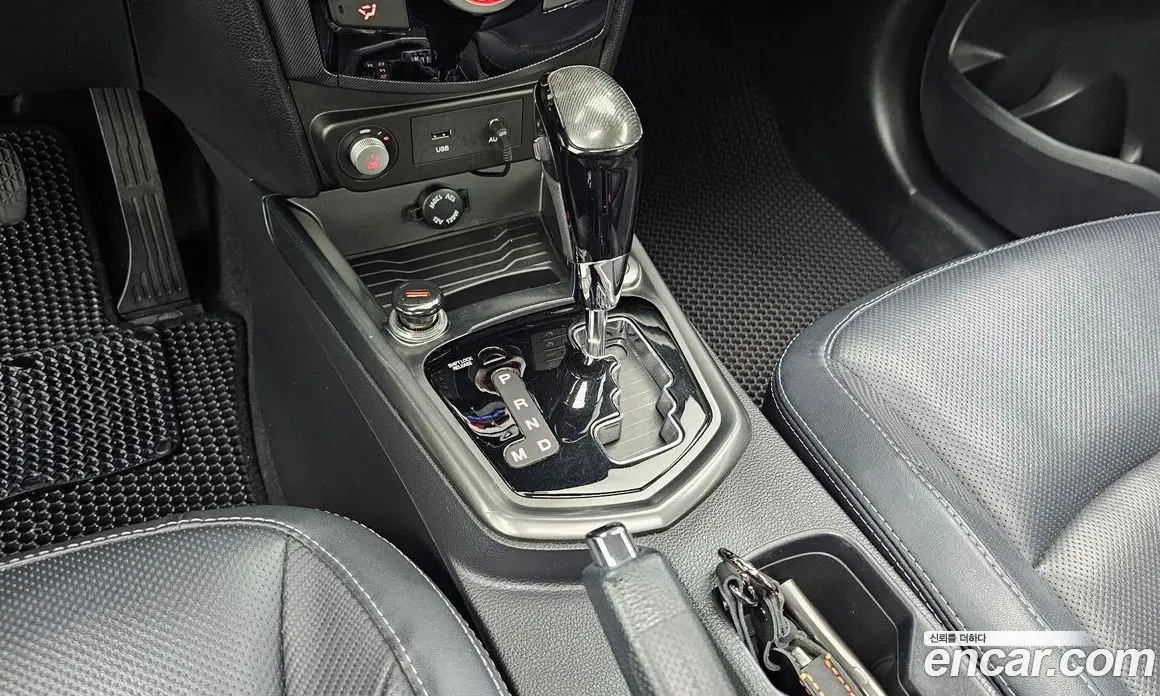 SsangYong TIBOLI 2017 1.6 автомат (гидро), фото 12 SsangYong TIBOLI 2017 1.6 автомат (гидро), фото 12