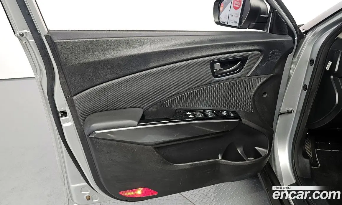 SsangYong TIBOLI 2021 1.5 автомат (гидро), фото 14 SsangYong TIBOLI 2021 1.5 автомат (гидро), фото 14