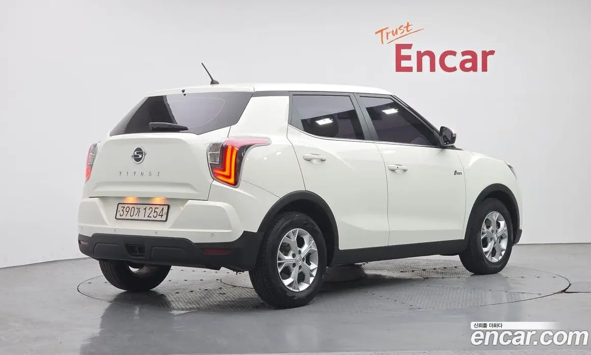 SsangYong TIBOLI 2021 1.5 автомат (гидро), фото 2 SsangYong TIBOLI 2021 1.5 автомат (гидро), фото 2