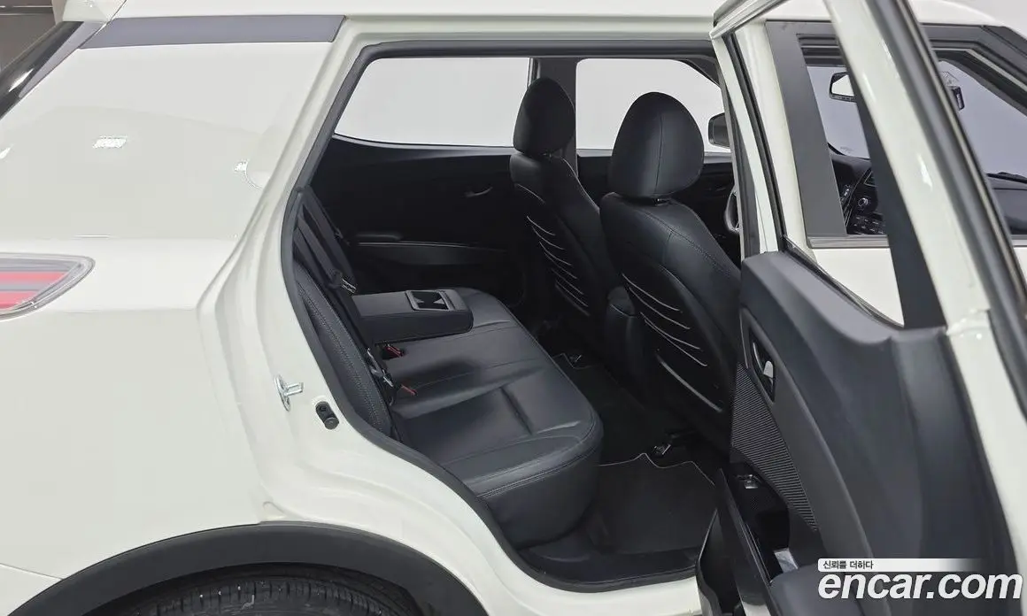 SsangYong TIBOLI 2021 1.5 автомат (гидро), фото 12 SsangYong TIBOLI 2021 1.5 автомат (гидро), фото 12