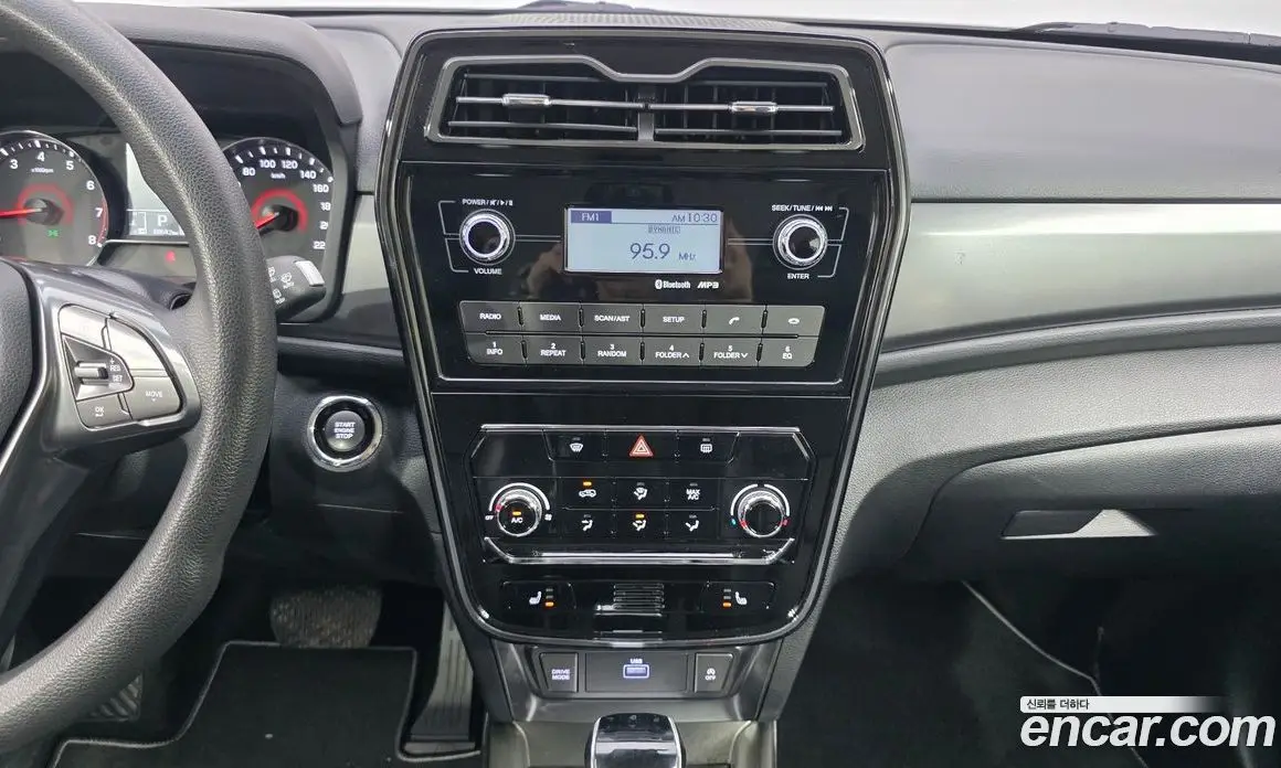 SsangYong TIBOLI 2021 1.5 автомат (гидро), фото 14 SsangYong TIBOLI 2021 1.5 автомат (гидро), фото 14