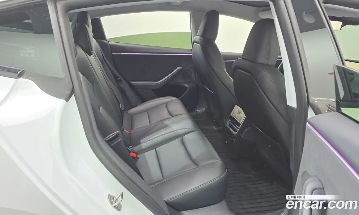 Tesla Model 3 2024 0.2 автомат (гидро), фото 17