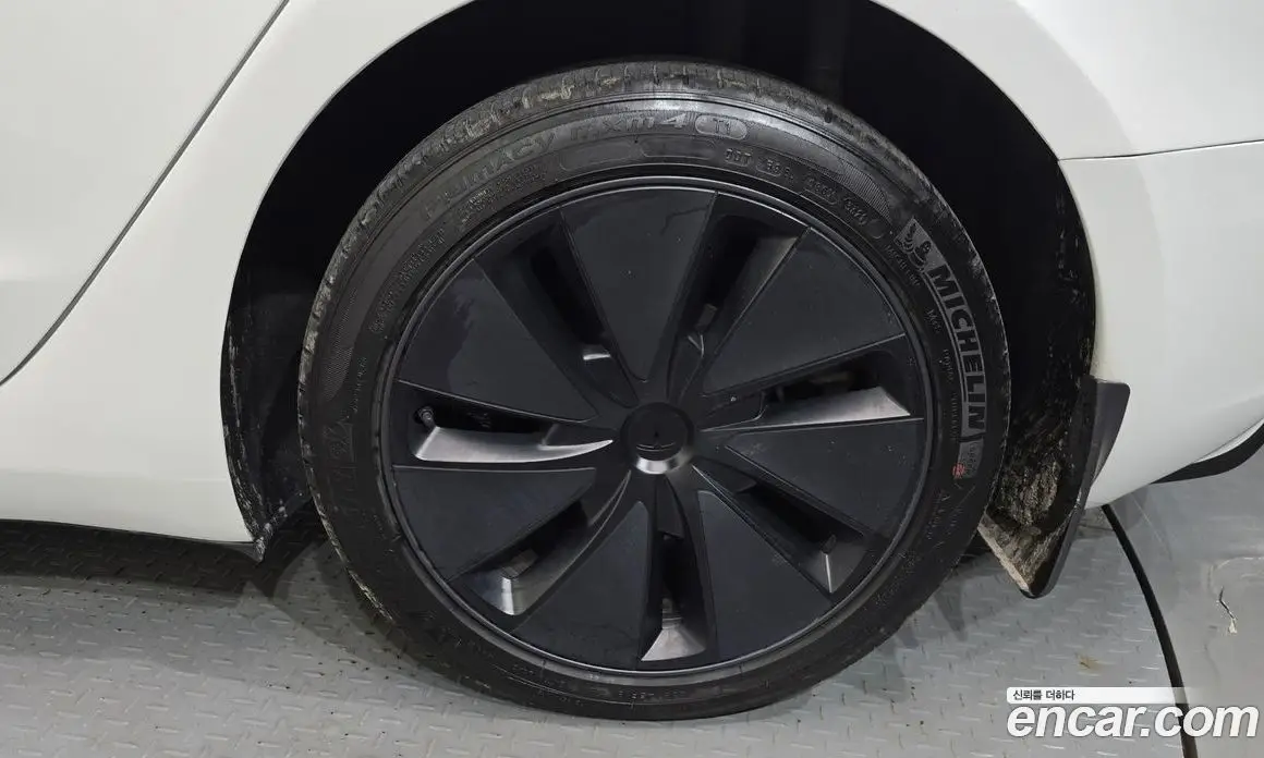 Tesla Model 3 2024 0.2 автомат (гидро), фото 7