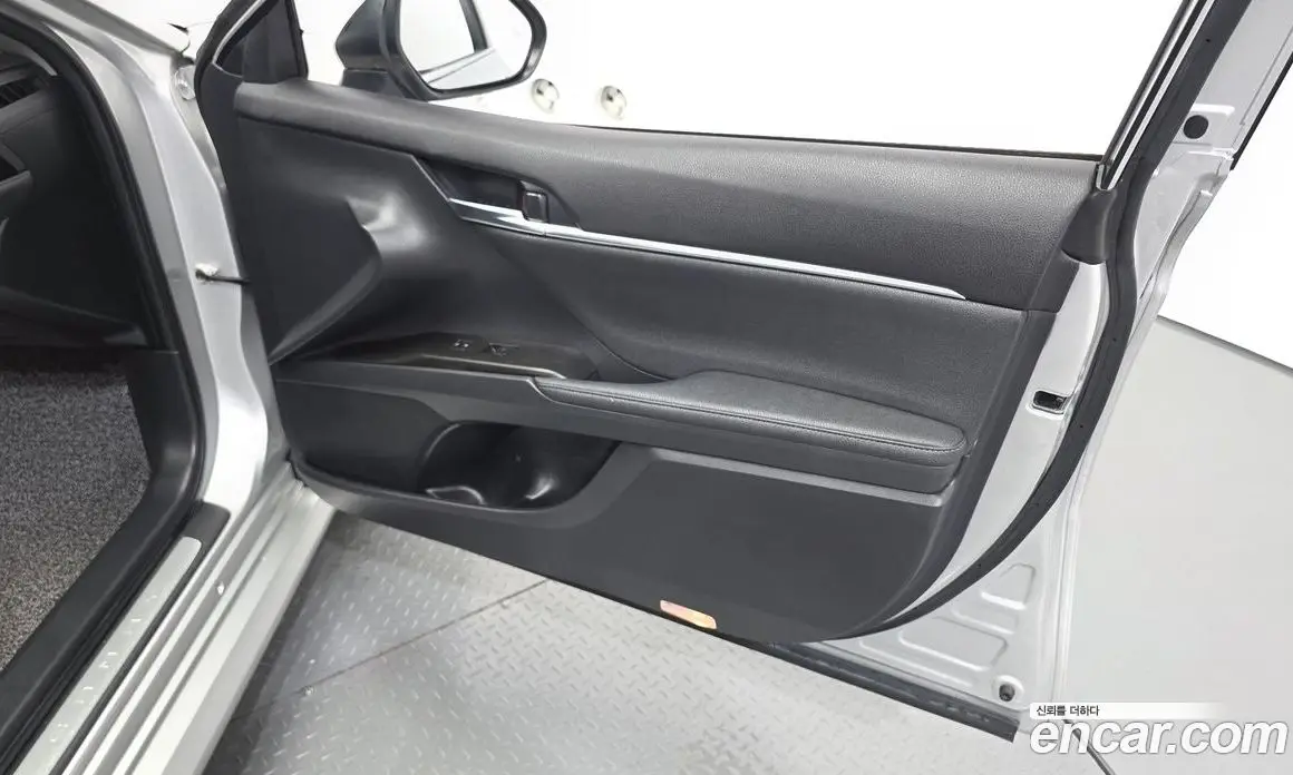 Toyota Camry 2023 2.5 автомат (гидро), фото 14 Toyota Camry 2023 2.5 автомат (гидро), фото 14
