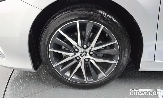 Toyota Camry 2023 2.5 автомат (гидро), миниатюра 5 Toyota Camry 2023 2.5 автомат (гидро), миниатюра 5