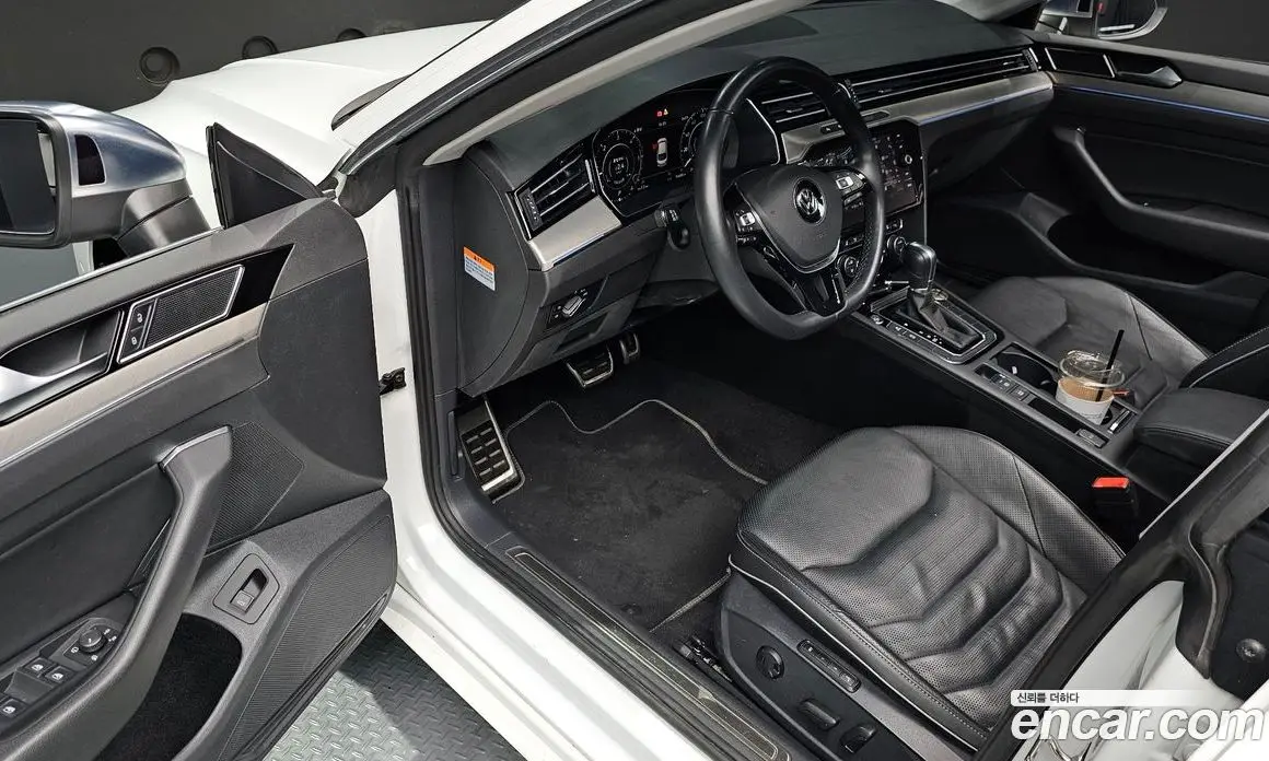 Volkswagen Arteon 2019 2.0 автомат (гидро), фото 13 Volkswagen Arteon 2019 2.0 автомат (гидро), фото 13