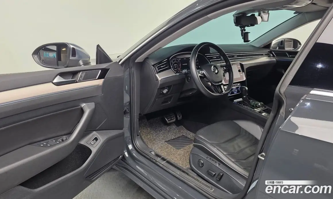 Volkswagen Arteon 2019 2.0 автомат (гидро), фото 13 Volkswagen Arteon 2019 2.0 автомат (гидро), фото 13