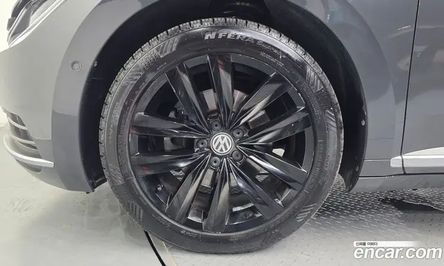 Volkswagen Arteon 2019 2.0 автомат (гидро), миниатюра 5 Volkswagen Arteon 2019 2.0 автомат (гидро), миниатюра 5